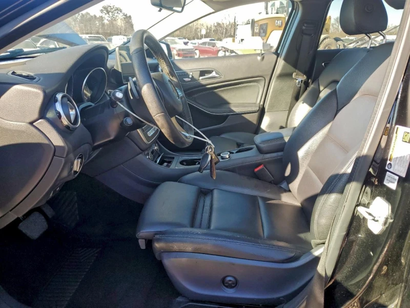 Mercedes-Benz GLA 250 2l, снимка 7 - Автомобили и джипове - 53316481