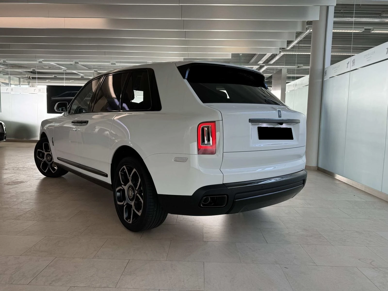 Rolls-Royce Cullinan BLACK BADGE/ BESPOKE/ SHOOTING STAR/ HEAD UP/ 360/ - изображение 3