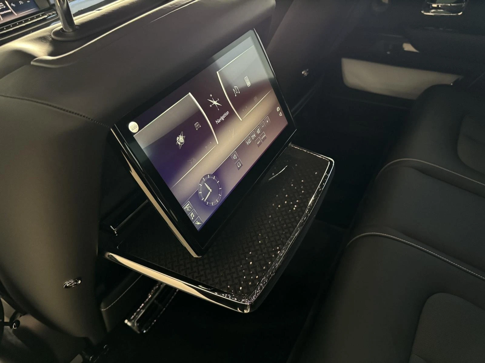 Rolls-Royce Cullinan BLACK BADGE/ BESPOKE/ SHOOTING STAR/ HEAD UP/ 360/ | Mobile.bg   13