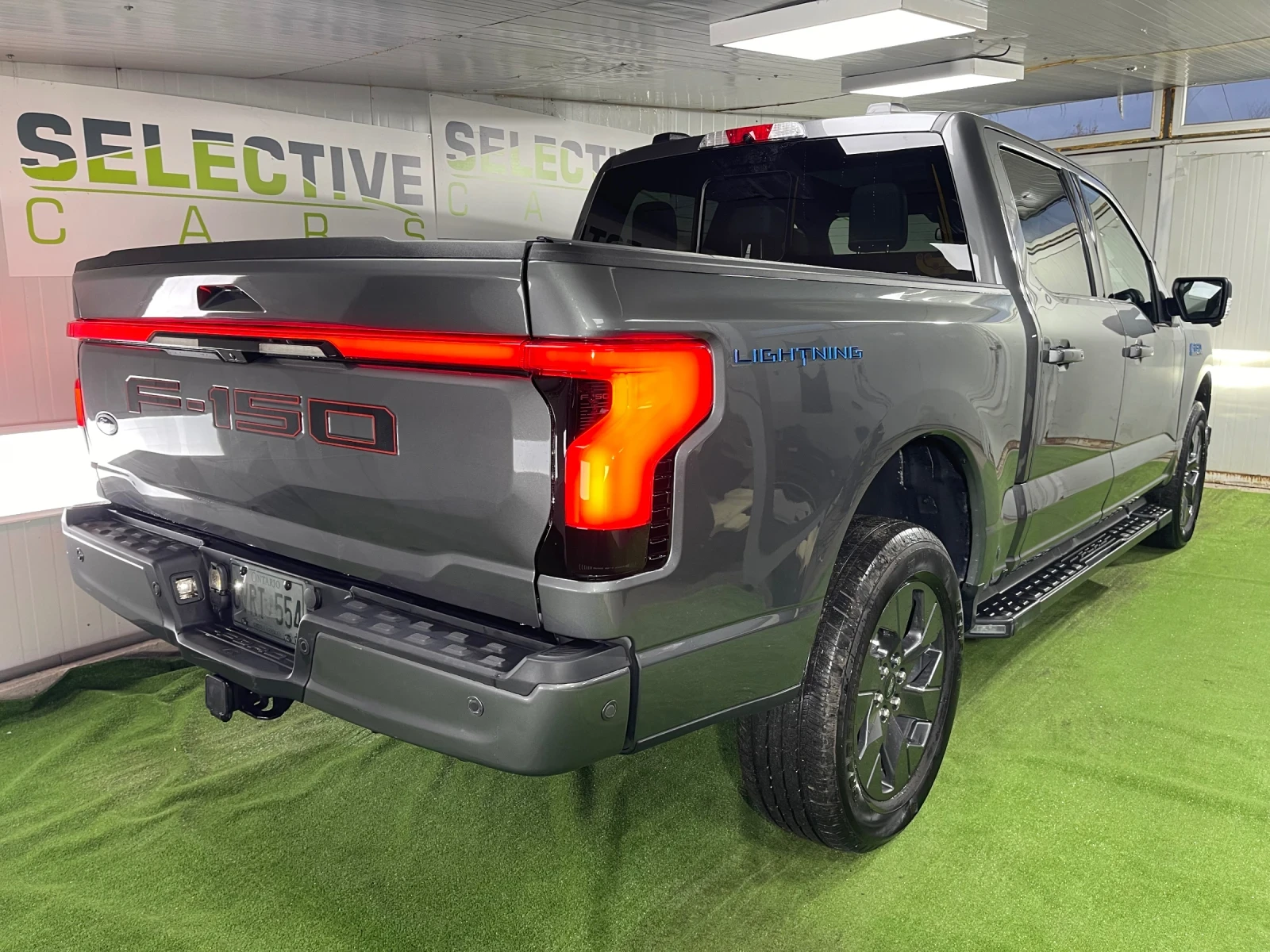 Ford F150 Lightning Pro 4WD SuperCrew | Mobile.bg   6