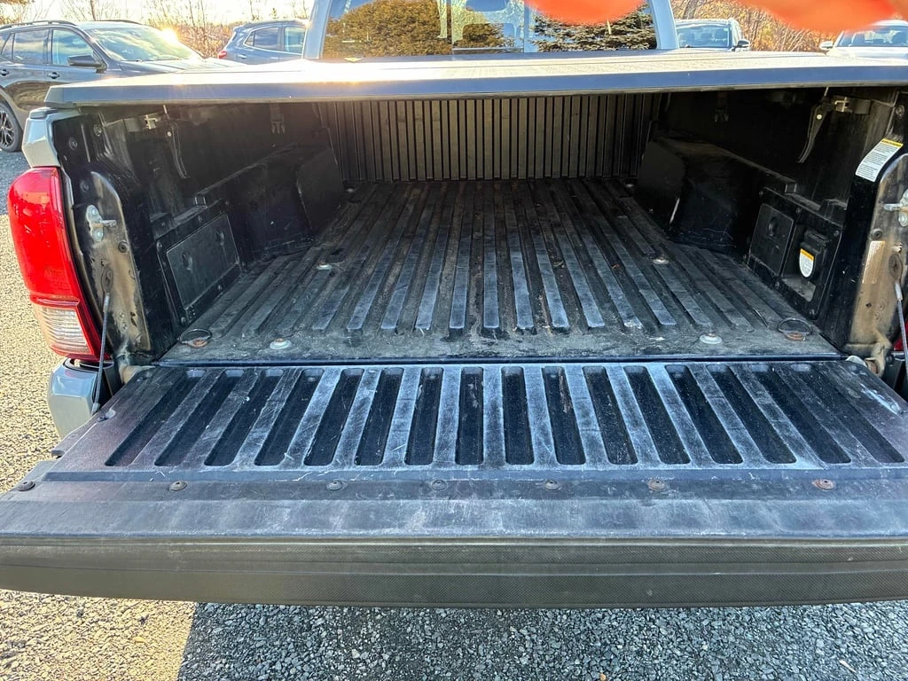 Toyota Tacoma 2018 SR5 *   *  | Mobile.bg   14