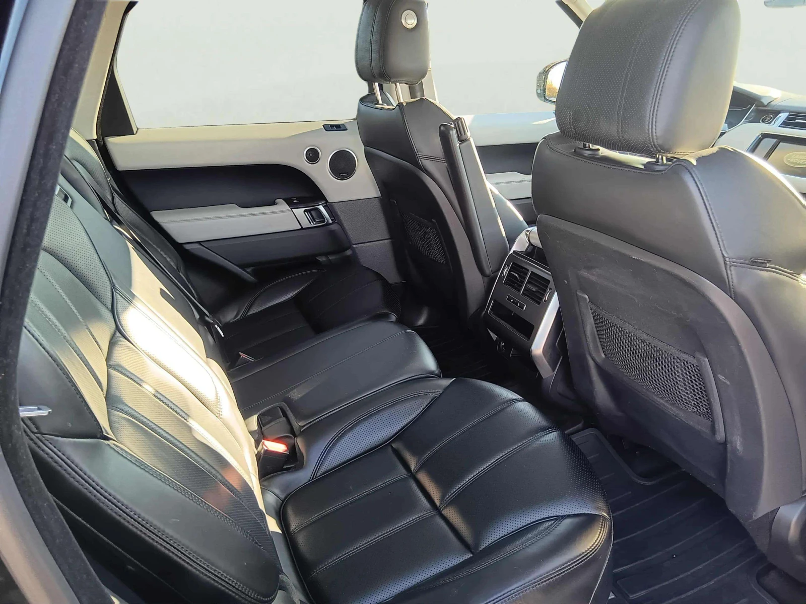 Land Rover Range Rover Sport 3.0D - изображение 9