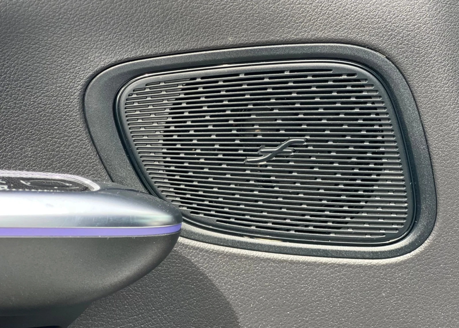 Mercedes-Benz GLC 220 d 4MATIC Off-Roader - изображение 8