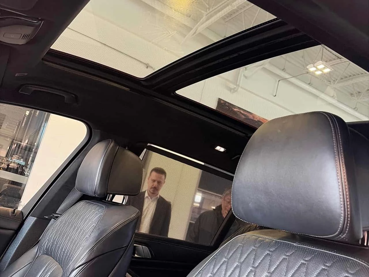 BMW X7 xDrive40i  CARFAX, снимка 10 - Автомобили и джипове - 53867369