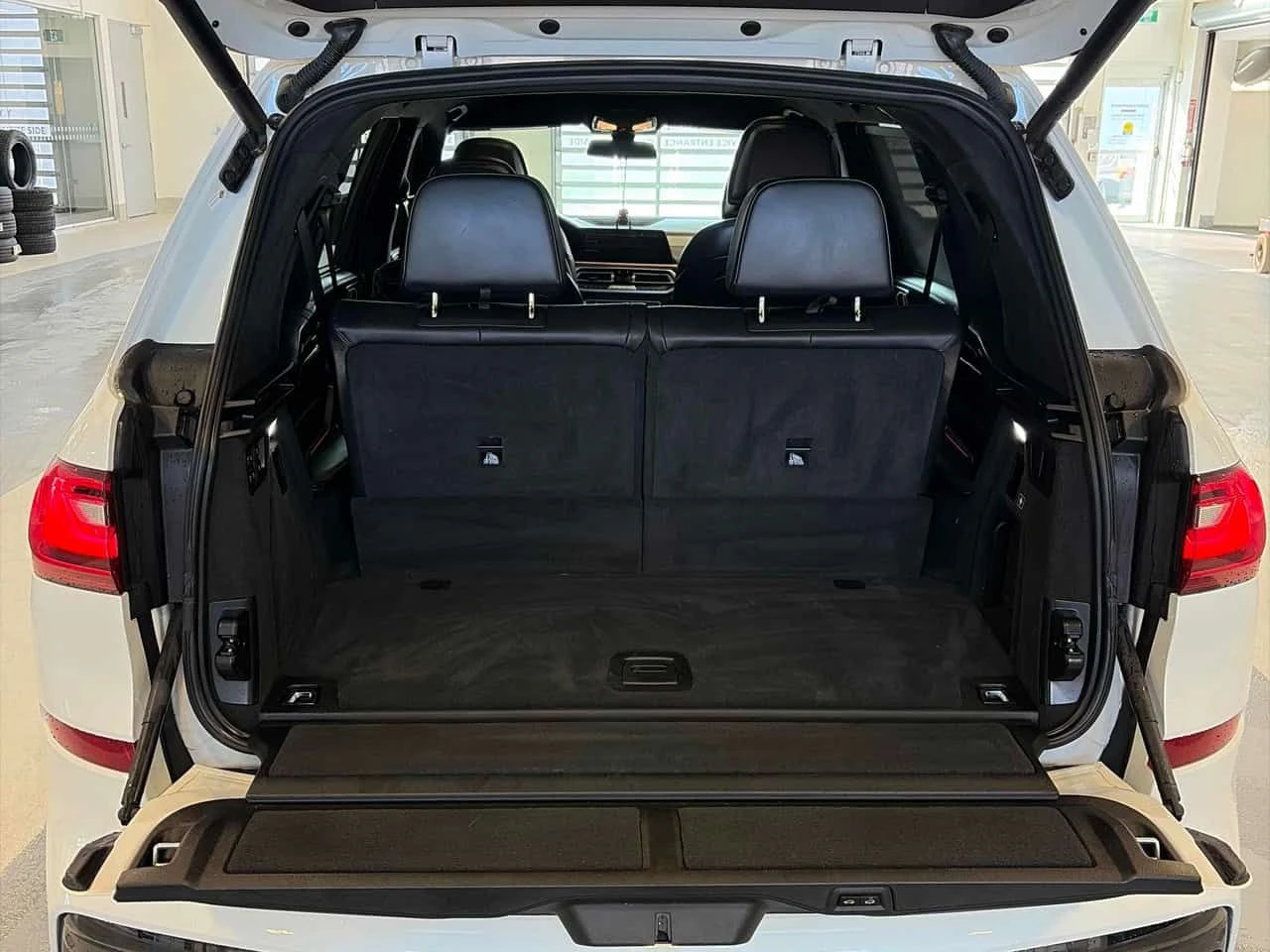 BMW X7 xDrive40i  CARFAX, снимка 13 - Автомобили и джипове - 53867369