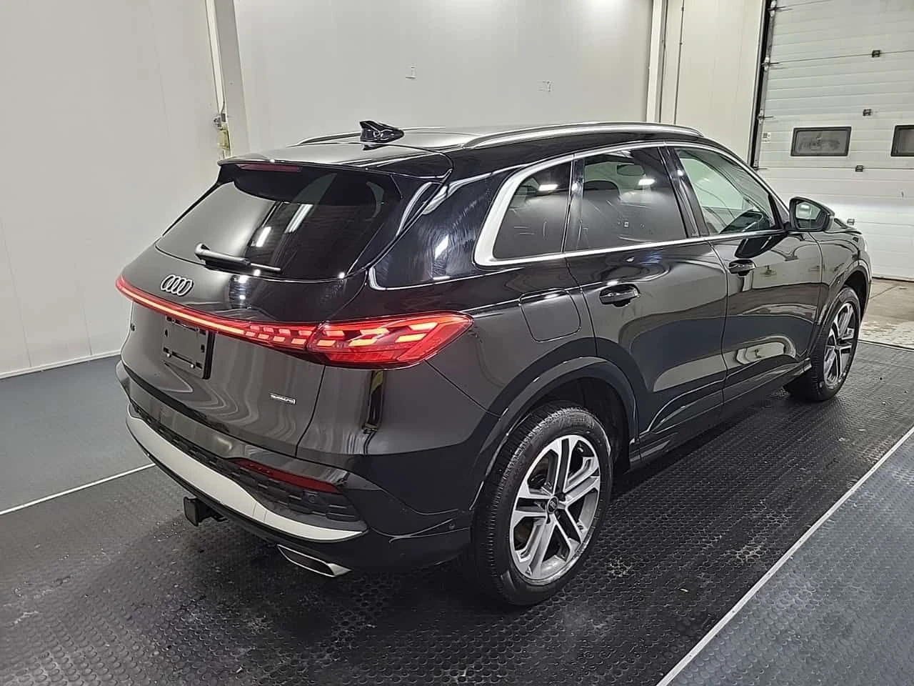 Audi Q5 * PROGRESSIV * CARFAX * ПАНОРАМА * 2 КЛЮЧА * , снимка 9 - Автомобили и джипове - 53934998