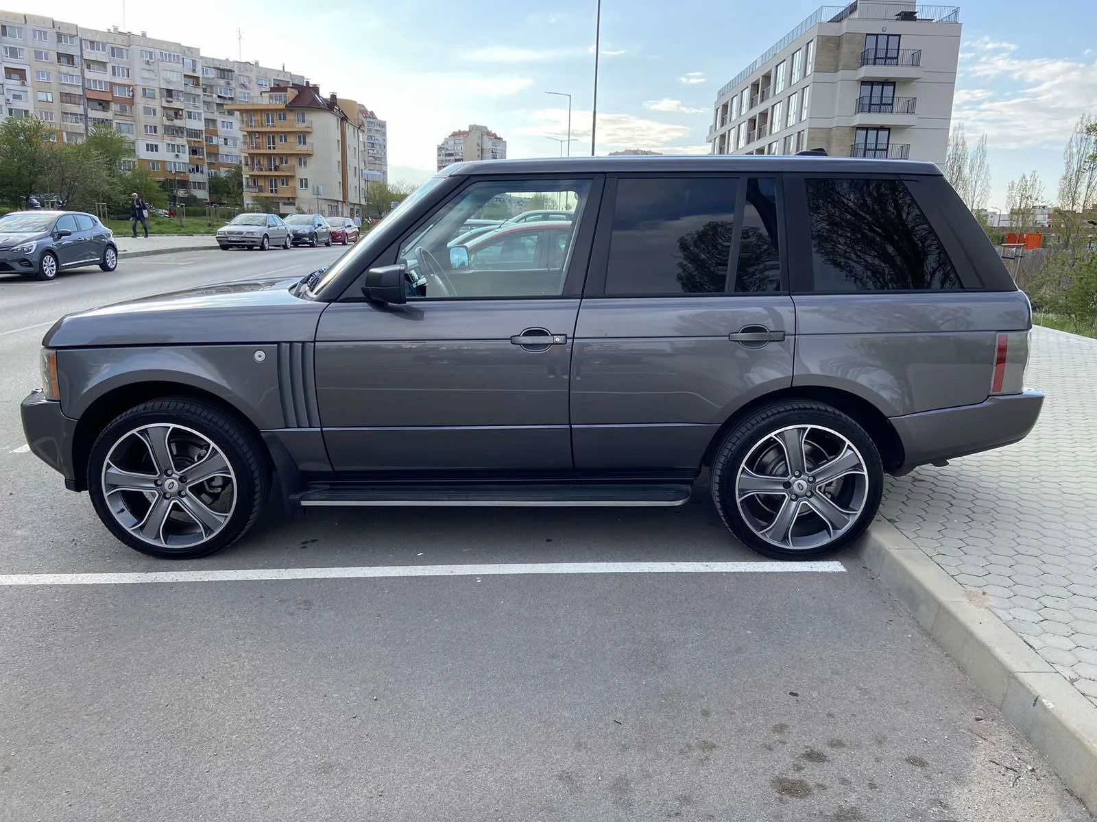 Land Rover Range rover VOGUE 4.4 V8, снимка 4 - Автомобили и джипове - 54660405