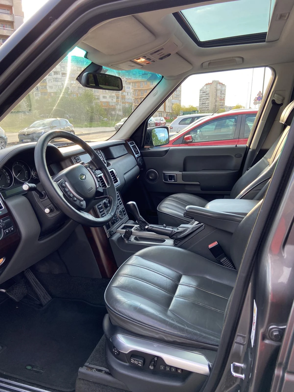 Land Rover Range rover VOGUE 4.4 V8, снимка 7 - Автомобили и джипове - 54660405