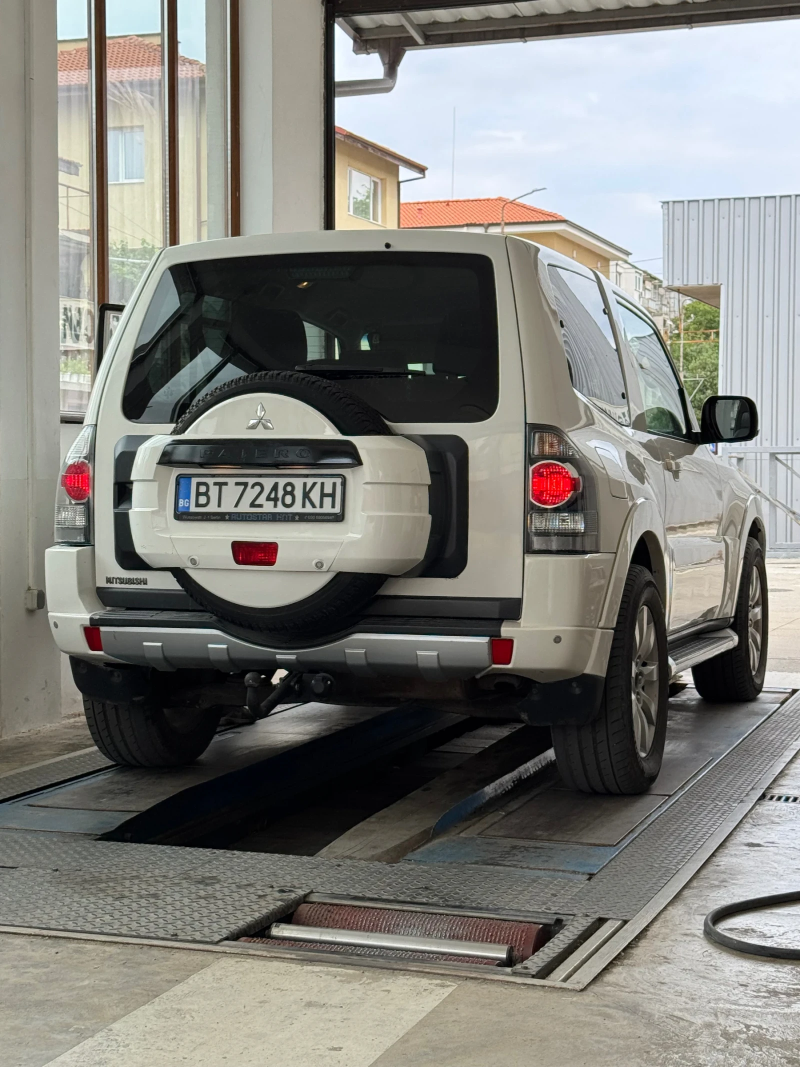 Mitsubishi Pajero, снимка 2 - Автомобили и джипове - 55366319