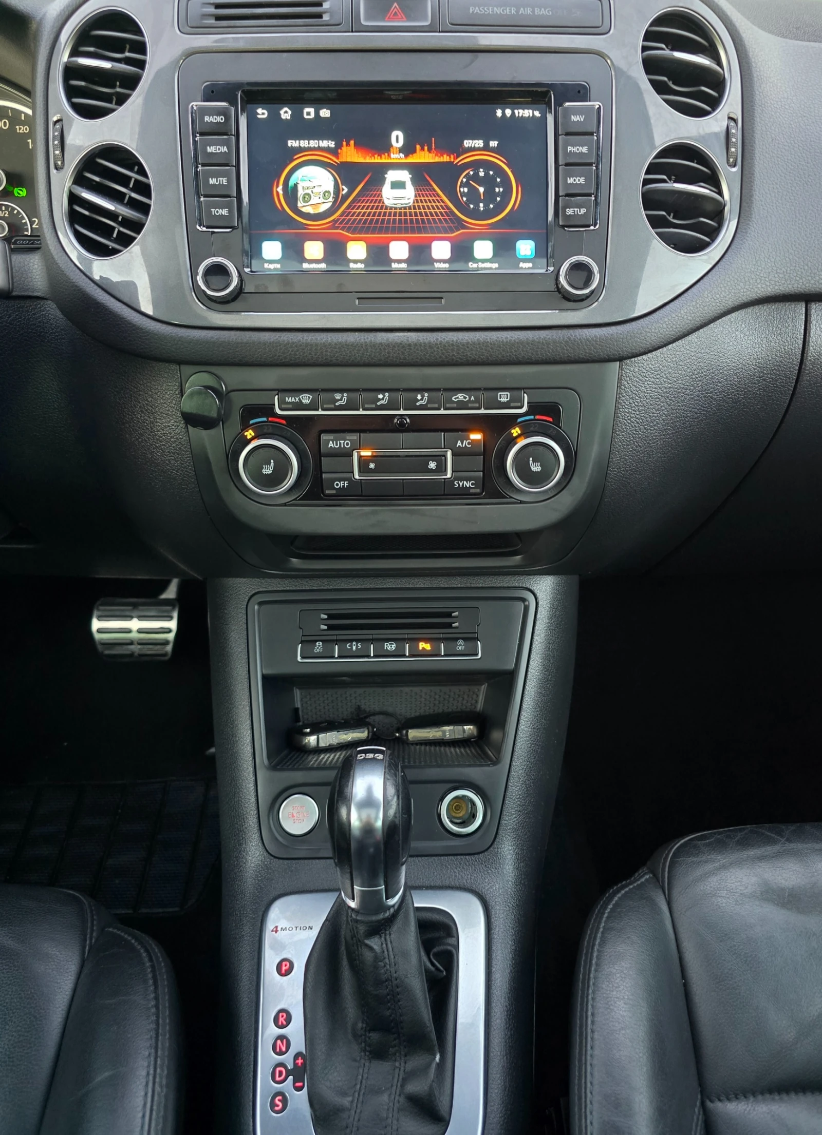 VW Tiguan 2.0TDI* R-Line* 4 Motion* DSG* FULL, снимка 17 - Автомобили и джипове - 55287757