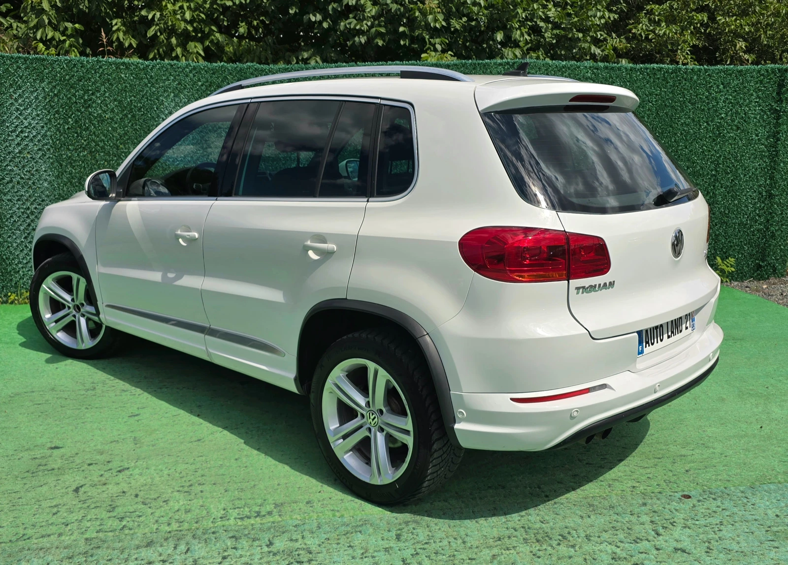 VW Tiguan 2.0TDI* R-Line* 4 Motion* DSG* FULL, снимка 7 - Автомобили и джипове - 55287757