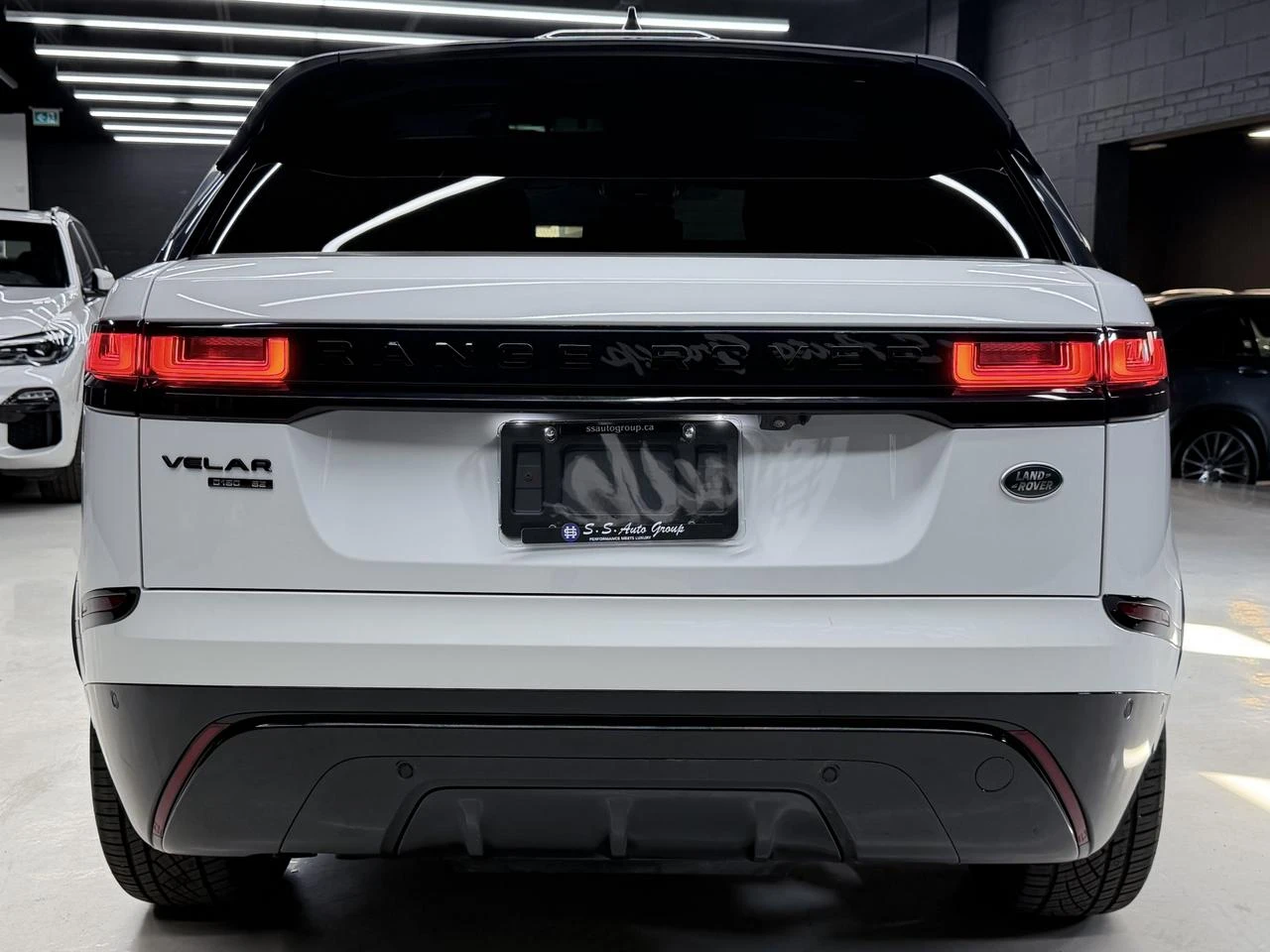 Land Rover Range Rover Velar P180 D AWD R-Dynamic SE, снимка 5 - Автомобили и джипове - 55310795