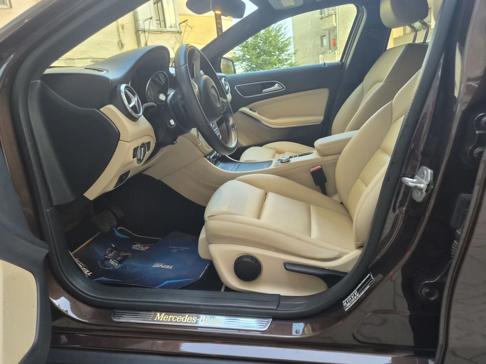 Mercedes-Benz GLA 200, снимка 12 - Автомобили и джипове - 55872623