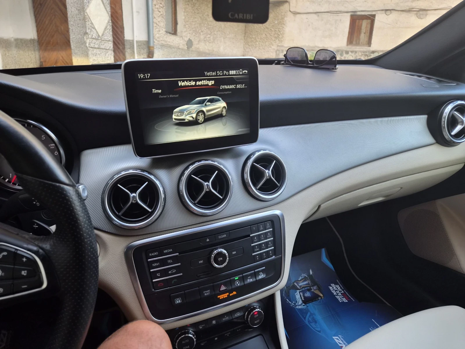 Mercedes-Benz GLA 200, снимка 15 - Автомобили и джипове - 55872623