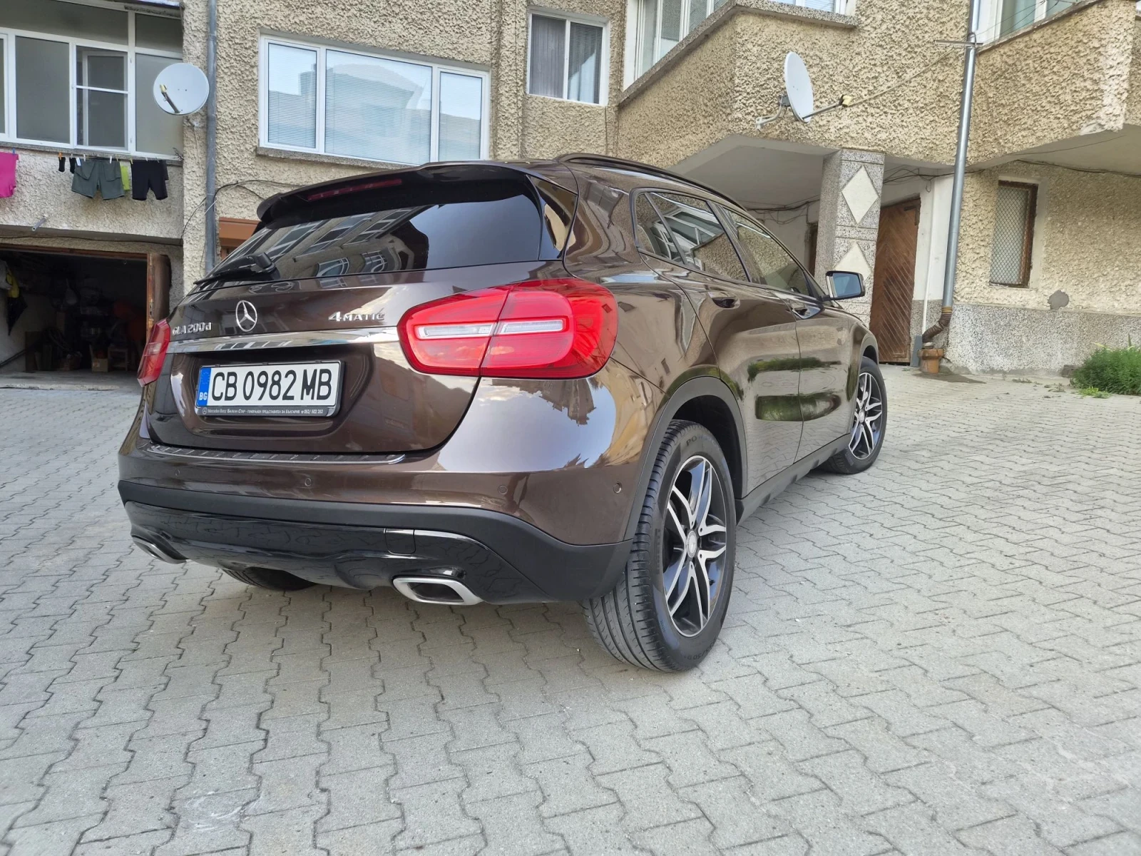 Mercedes-Benz GLA 200, снимка 4 - Автомобили и джипове - 55872623