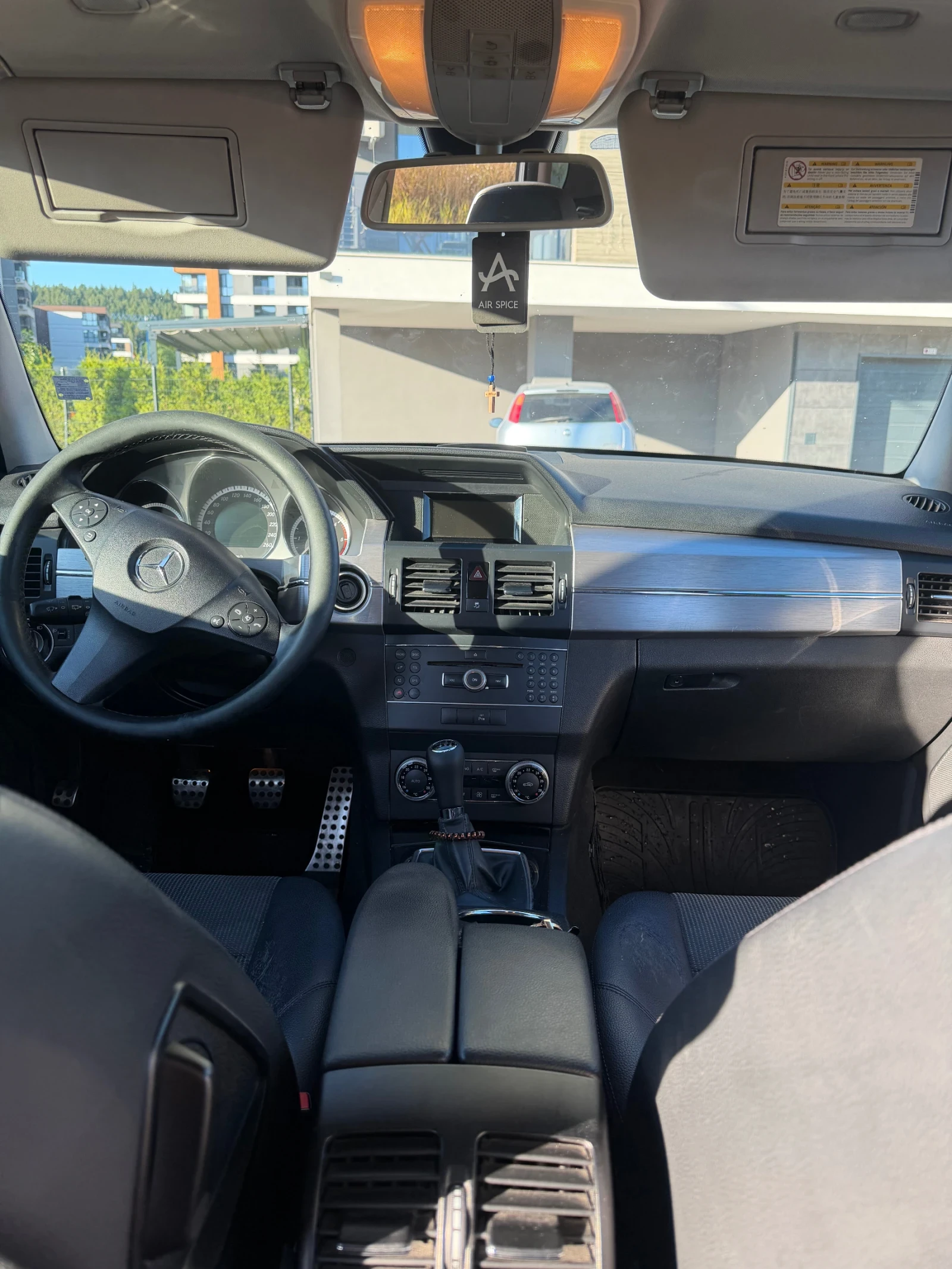 Mercedes-Benz GLK, снимка 8 - Автомобили и джипове - 55994926