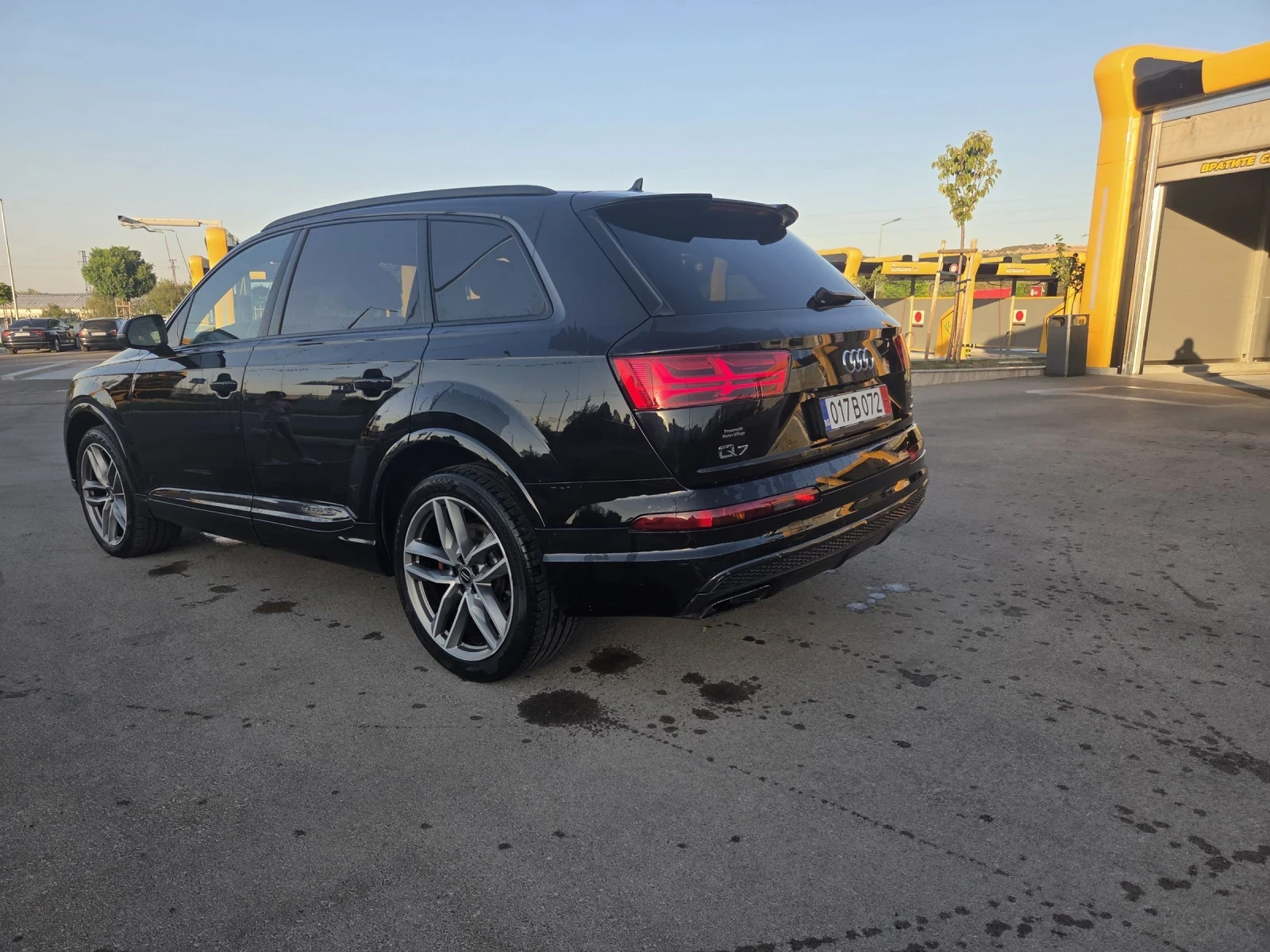 Audi Q7, снимка 3 - Автомобили и джипове - 56012001