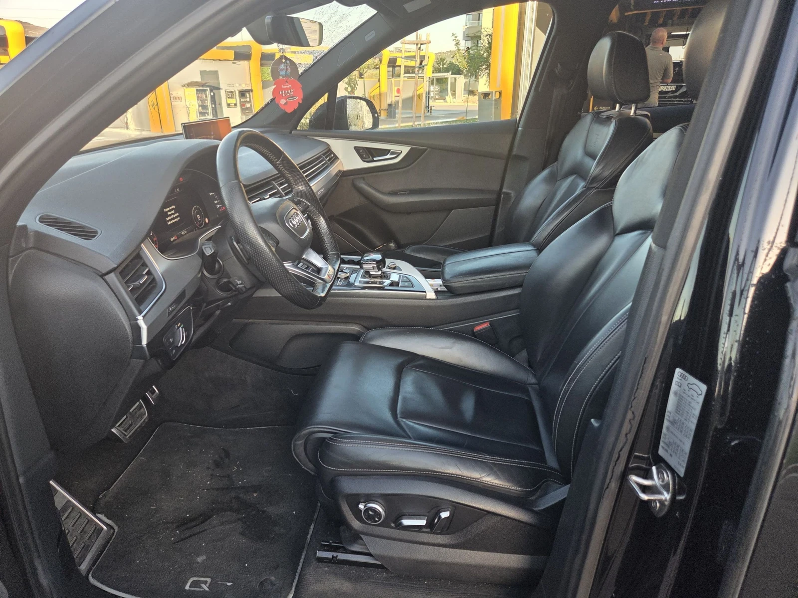 Audi Q7, снимка 5 - Автомобили и джипове - 56012001