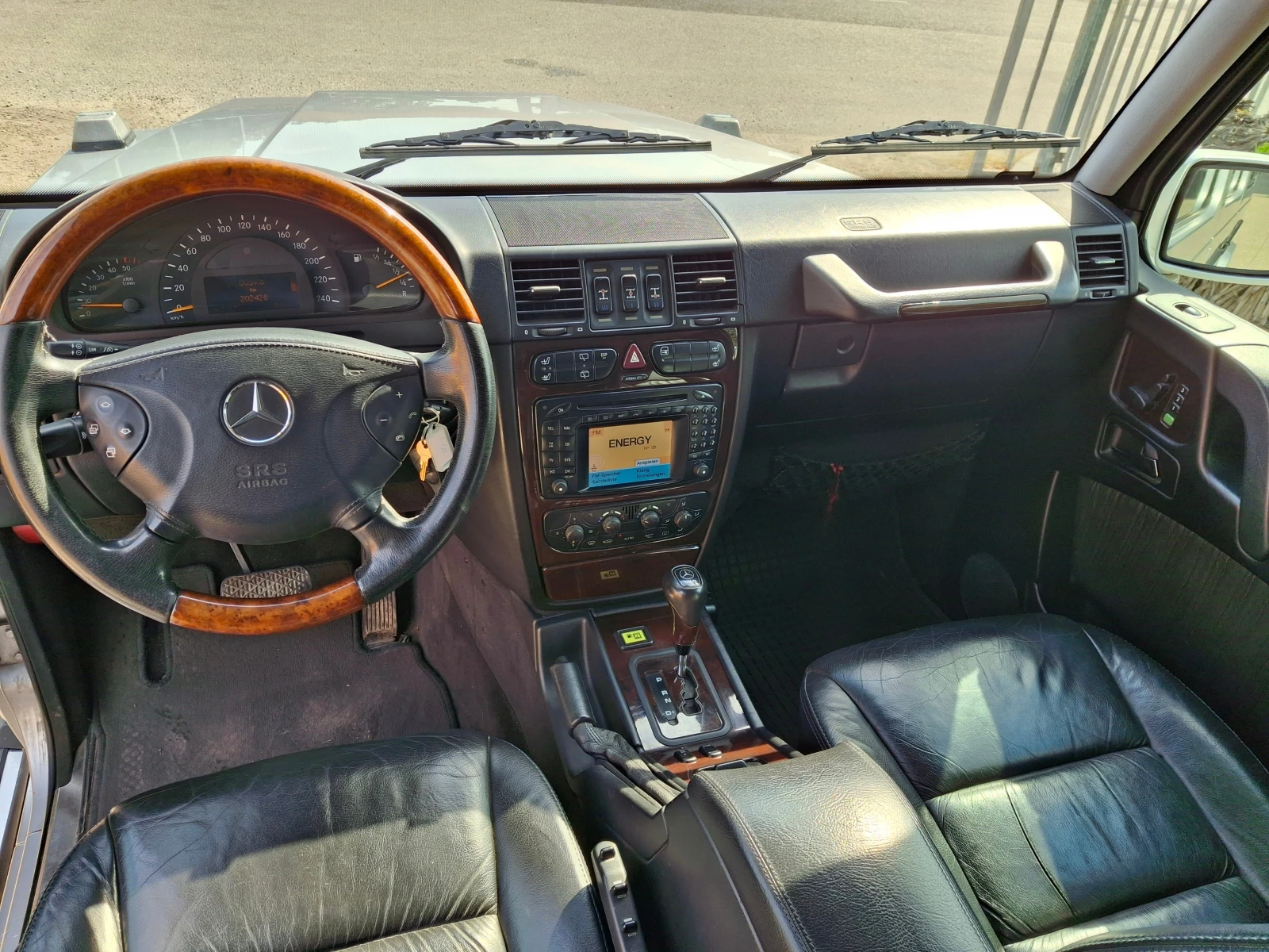 Mercedes-Benz G 400 Швейцария, снимка 14 - Автомобили и джипове - 56038882