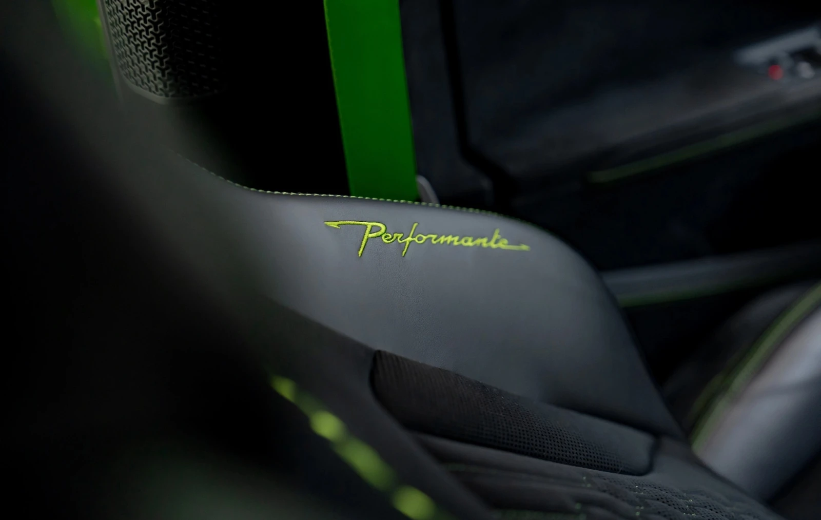 Lamborghini Urus Performante 4.0 V8 AWD, снимка 13 - Автомобили и джипове - 56209190