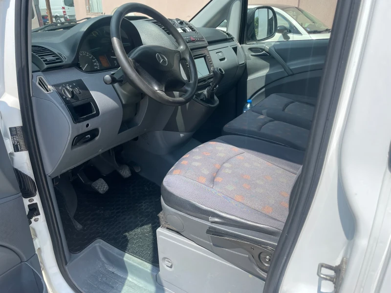 Mercedes-Benz Vito 2.2 CDi / LONG / КЛИМАТИК, снимка 13 - Бусове и автобуси - 50580840
