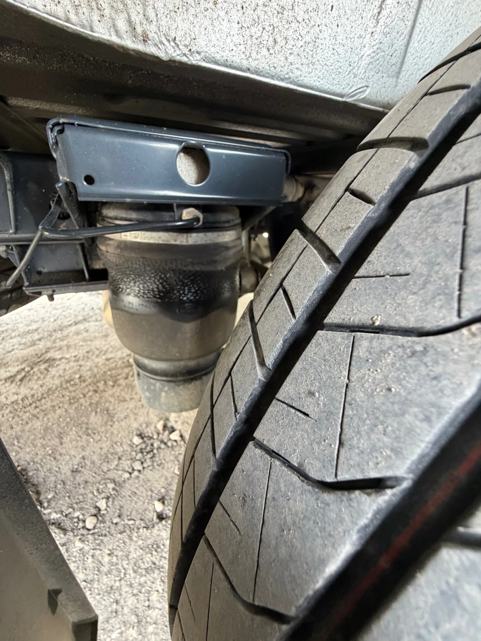 Iveco Daily 35s180, снимка 10 - Бусове и автобуси - 56035124