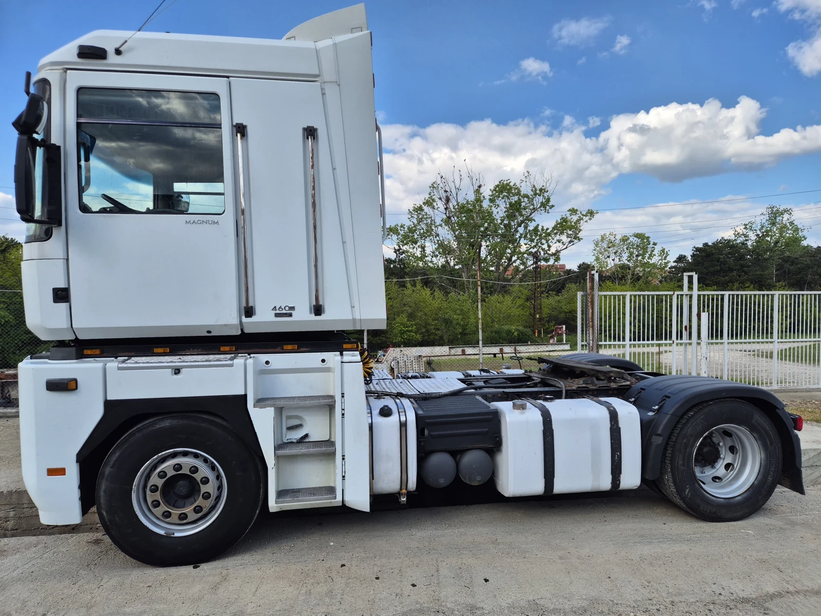 Renault Magnum 460 E5, снимка 2 - Камиони - 54399452