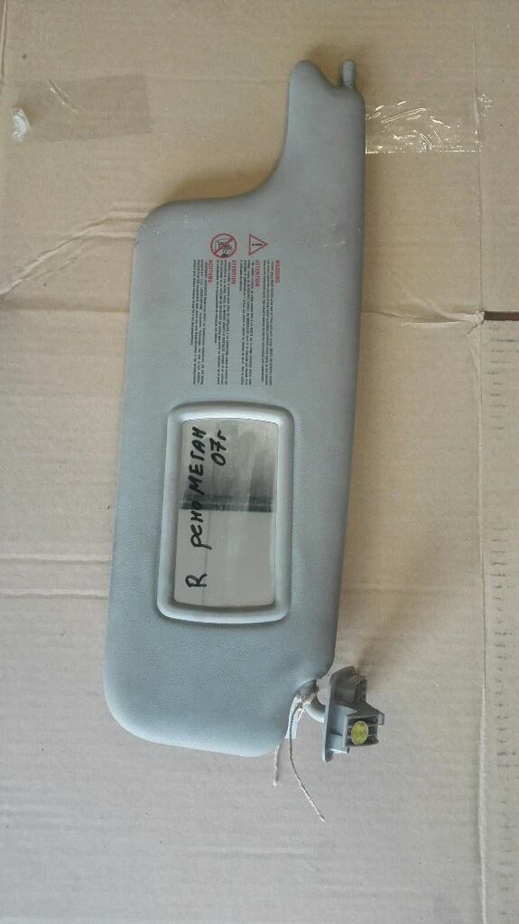 Сенник десен Рено Меган (1)