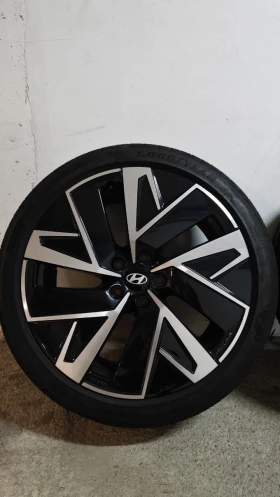 Гуми с джанти Goodyear 245/40R20, снимка 5