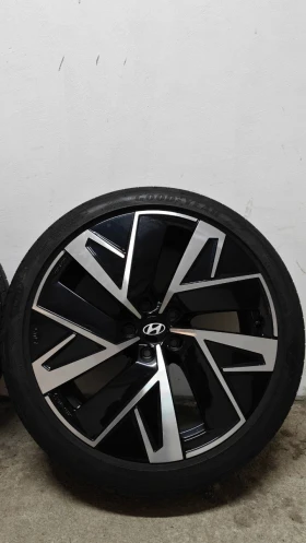 Гуми с джанти Goodyear 245/40R20, снимка 2