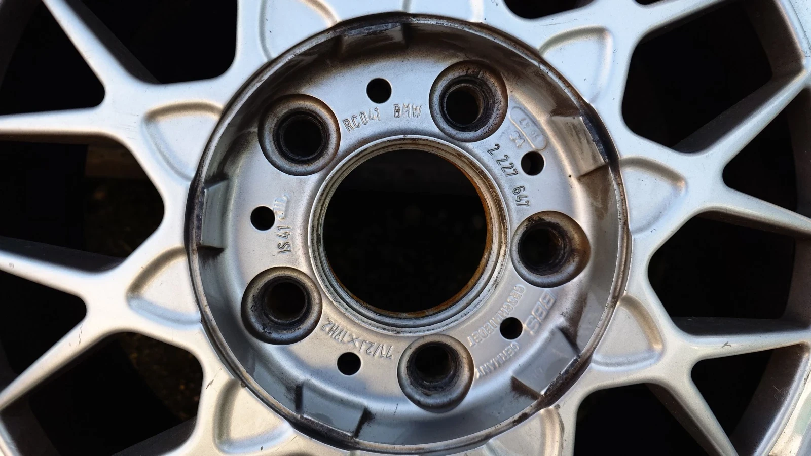 Гуми с джанти Yokohama 225/45R17, снимка 2 - Гуми и джанти - 50385751