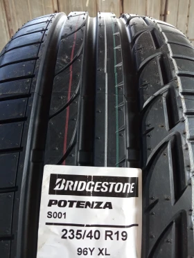 235/40R19 | Mobile.bg    5