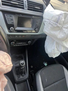 Skoda Fabia 1.2TSI , снимка 13