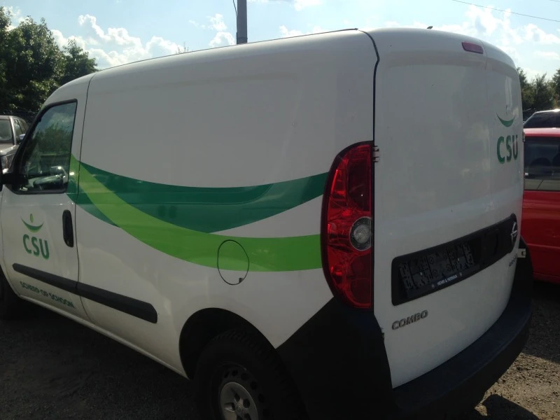 Opel Combo N1/L1H1/2.2t/1.3CDTi/90кс/Клима/NAVI/Euro5B, снимка 8 - Автомобили и джипове - 41588677