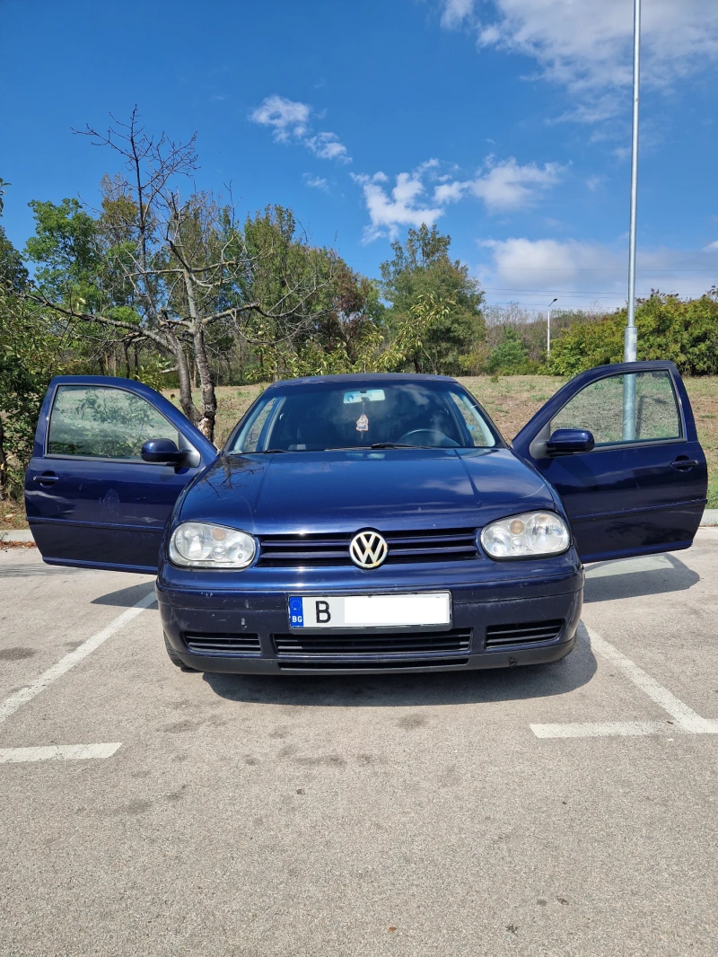 VW Golf, снимка 1 - Автомобили и джипове - 47242248