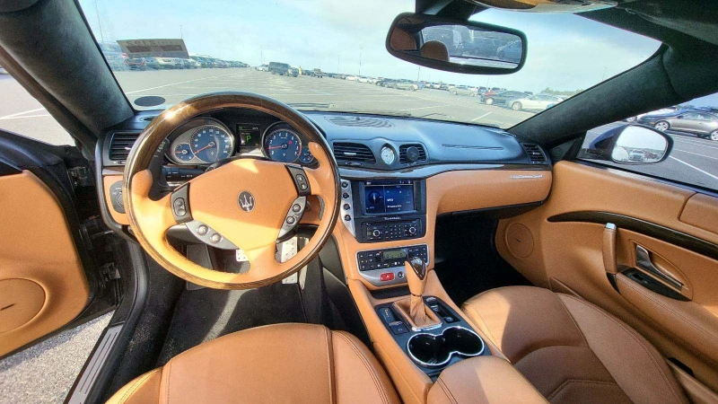 Maserati GranTurismo  Sport Coupe, снимка 5 - Автомобили и джипове - 47410542