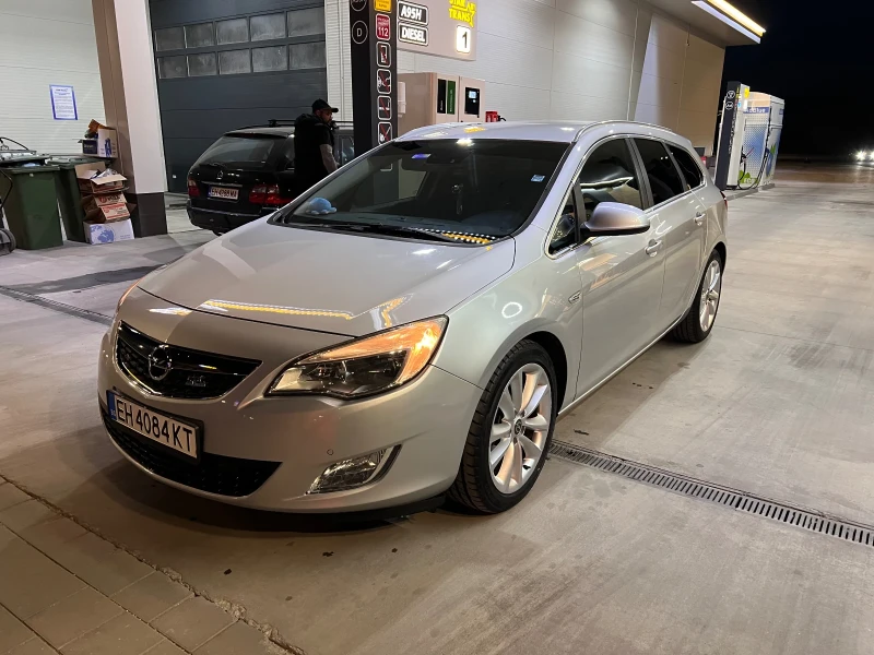 Opel Astra COSMO, снимка 1 - Автомобили и джипове - 47946841