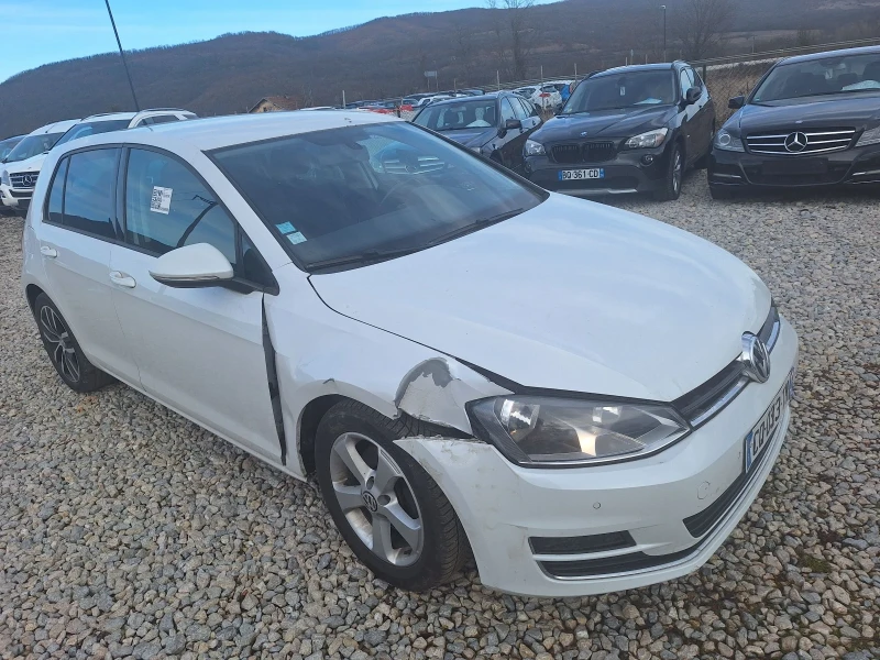 VW Golf 1.2TSI , снимка 6 - Автомобили и джипове - 48423398