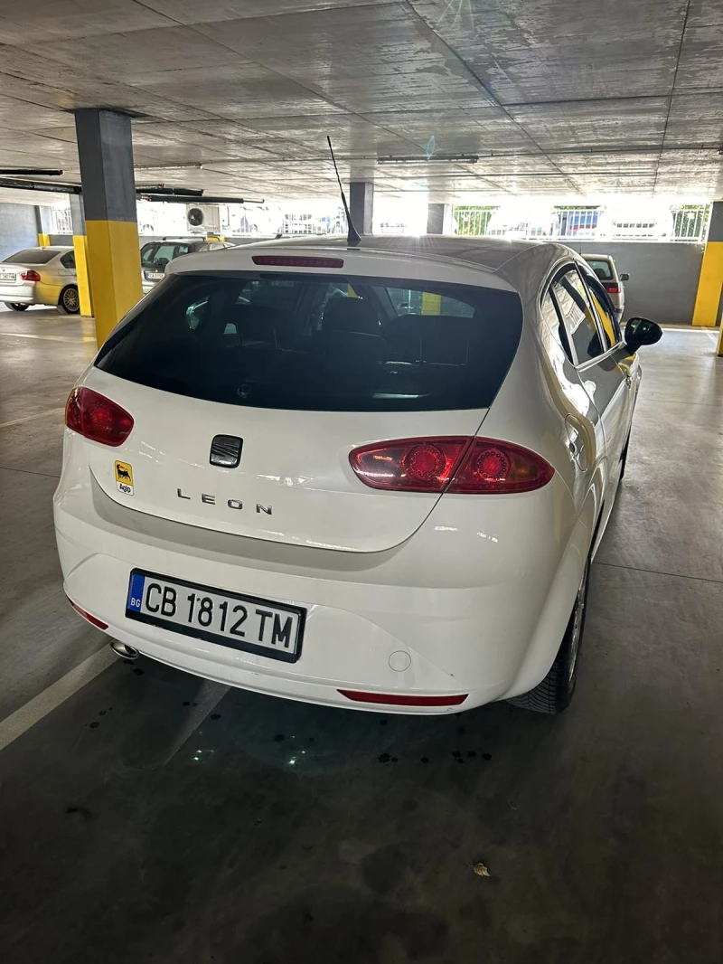 Seat Leon, снимка 5 - Автомобили и джипове - 48516659