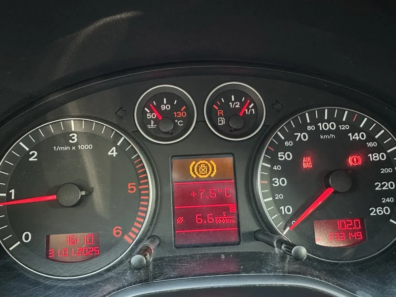 Audi A3 1.9 TDI, снимка 14 - Автомобили и джипове - 48909393