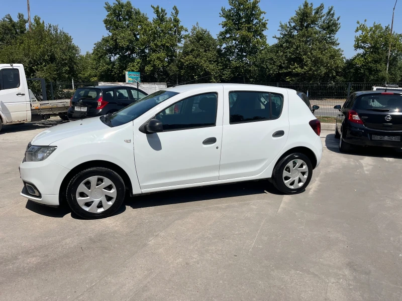 Dacia Sandero 1.5dci, снимка 4 - Автомобили и джипове - 51339091