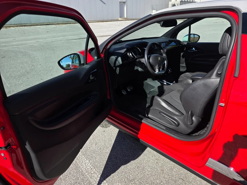 Citroen DS3, снимка 4 - Автомобили и джипове - 52725882