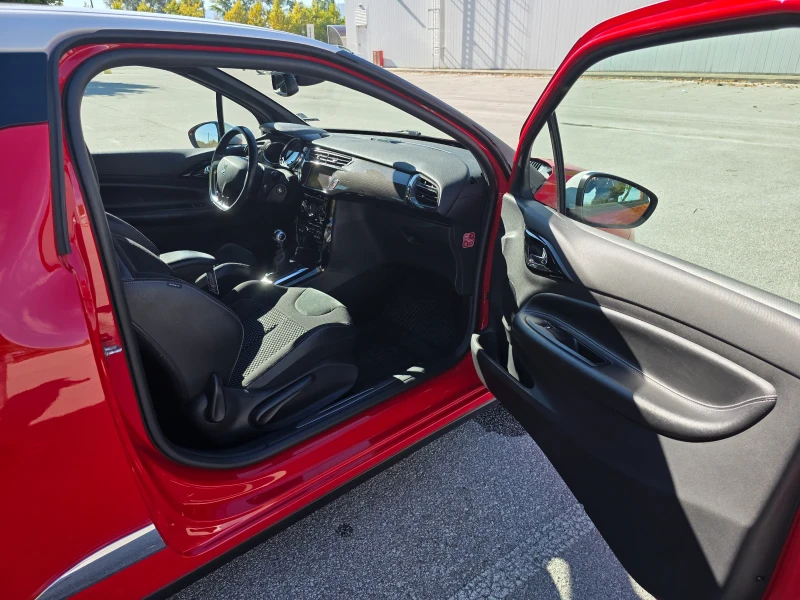 Citroen DS3, снимка 5 - Автомобили и джипове - 52725882