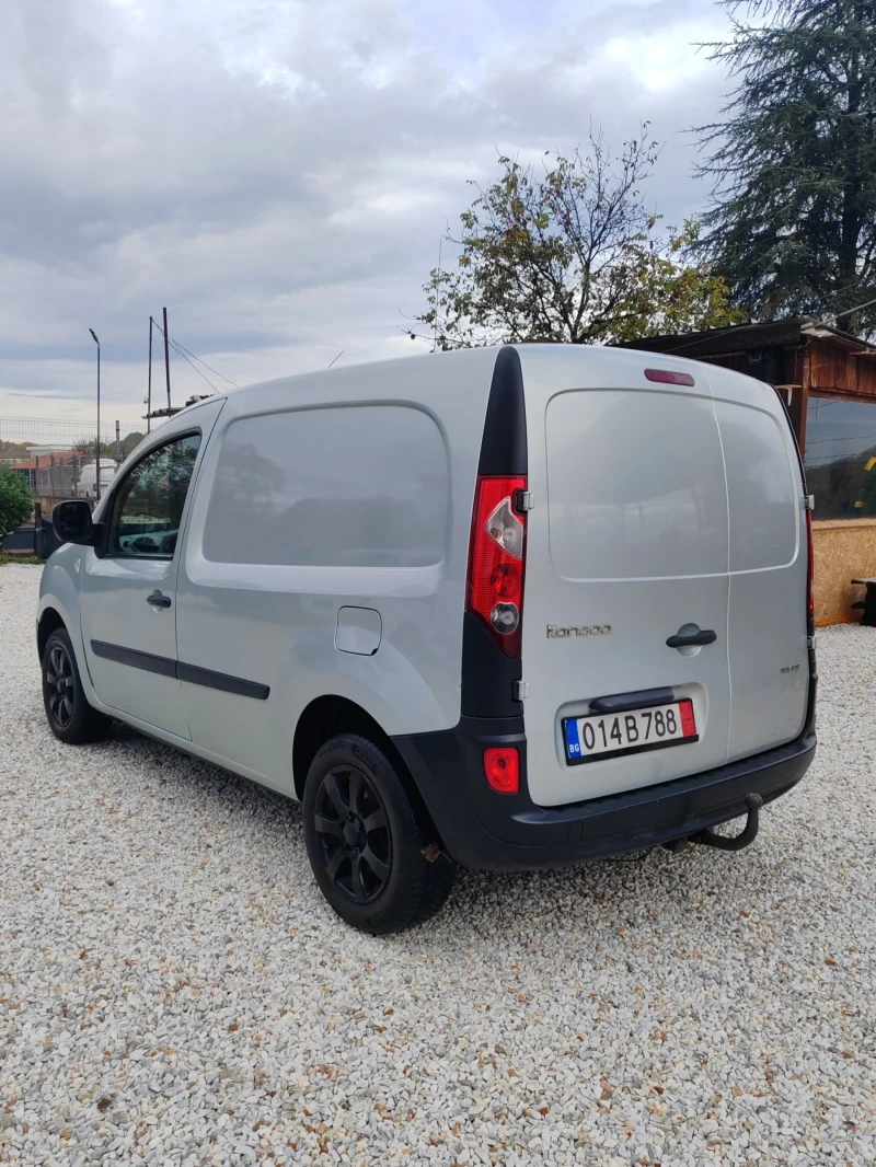 Renault Kangoo 1.5, 68к.с., снимка 4 - Автомобили и джипове - 52366351