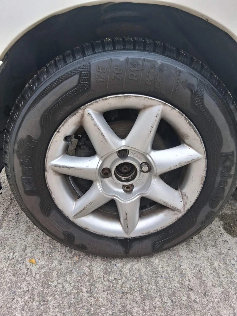 VW Polo Volkswagen Polo Variant 1.6 16V   1997 г.   101 к., снимка 9 - Автомобили и джипове - 52369807