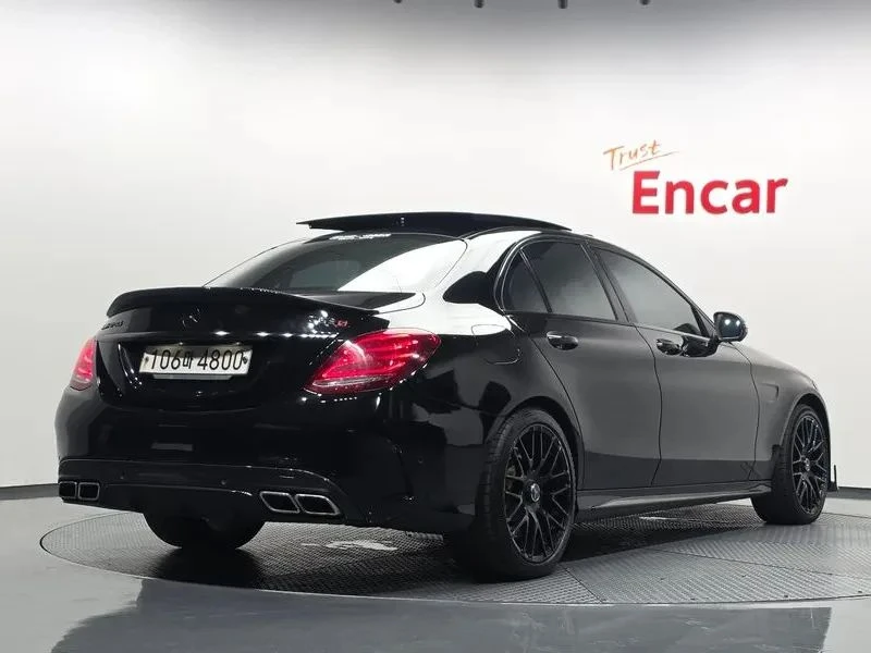 Mercedes-Benz C 63 AMG, снимка 2 - Автомобили и джипове - 56740278