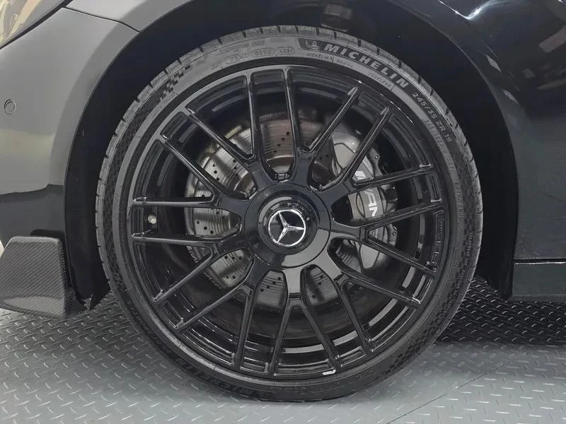 Mercedes-Benz C 63 AMG, снимка 5 - Автомобили и джипове - 56740278