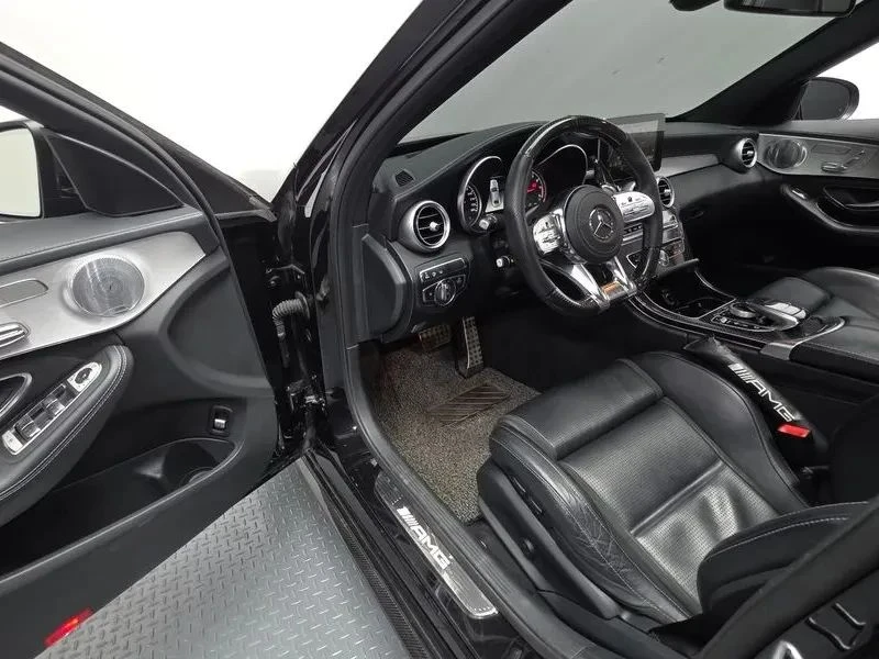 Mercedes-Benz C 63 AMG, снимка 10 - Автомобили и джипове - 56740278