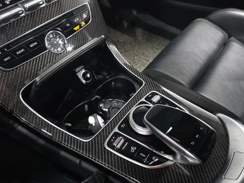 Mercedes-Benz C 63 AMG, снимка 9 - Автомобили и джипове - 56740278