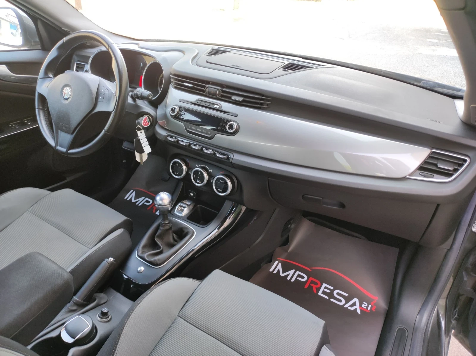Alfa Romeo Giulietta 1.4i turbo GAZ 120kc. | Mobile.bg — изображение 11